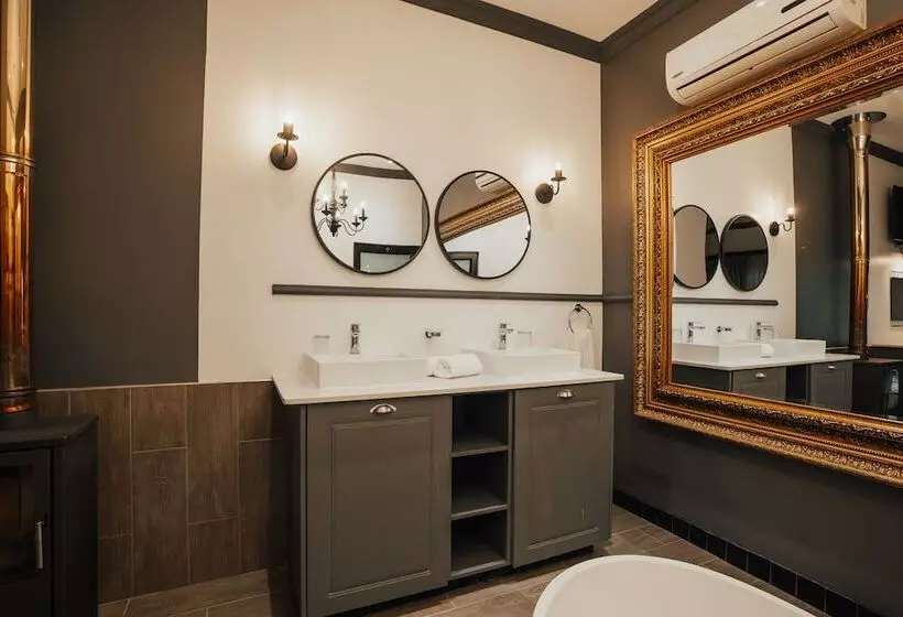 Dunkeld Country & Equestrian Estate