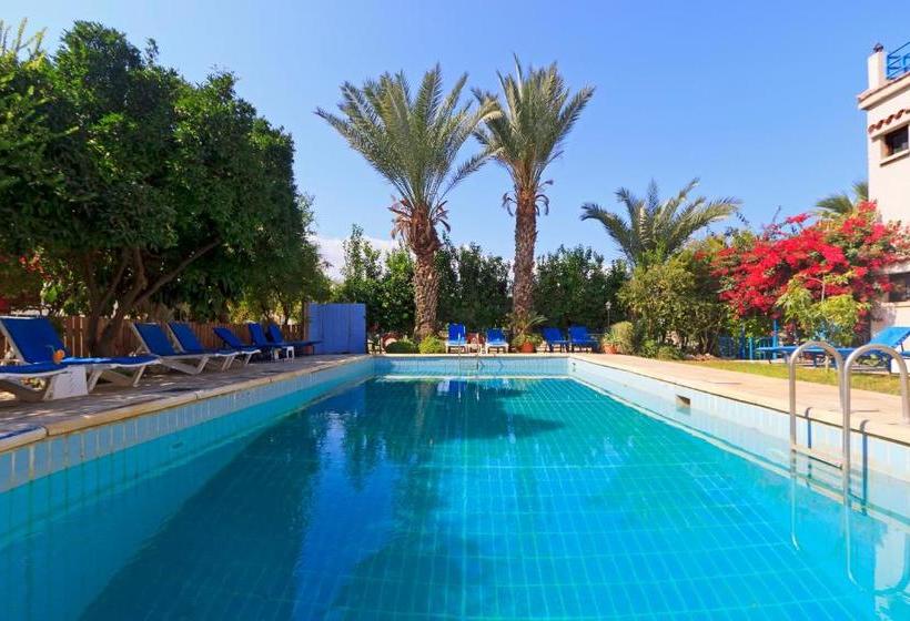 Follow The Sun Hotel Apartments