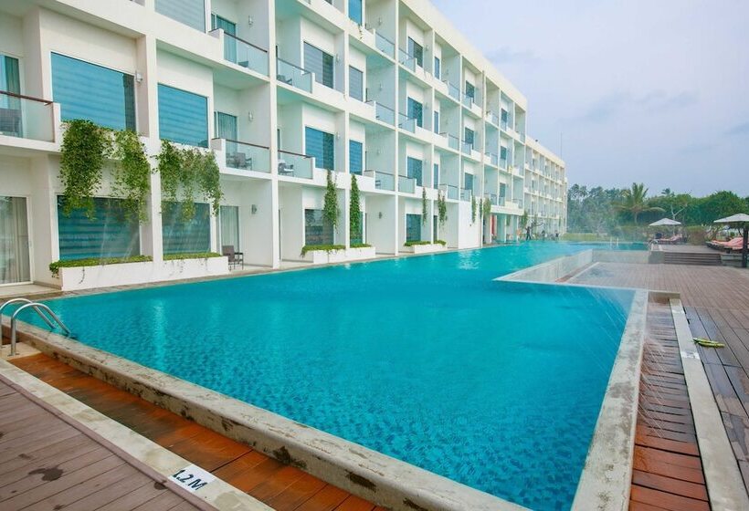 בית מלון כפרי Citrus Waskaduwa