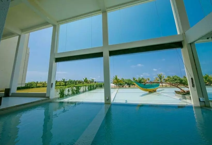 בית מלון כפרי Citrus Waskaduwa