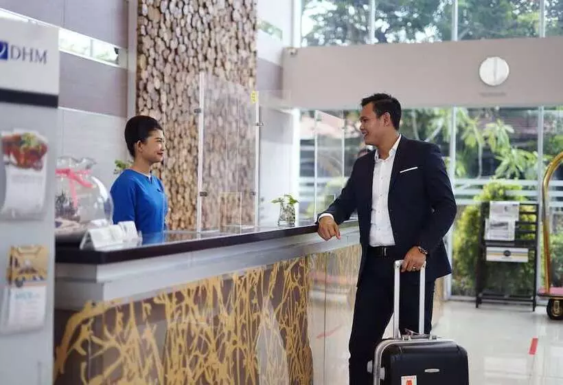 בית מלון כפרי Dafam Pekanbaru