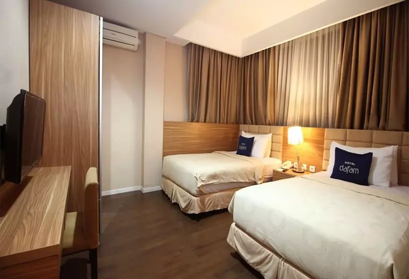 בית מלון כפרי Dafam Pekanbaru