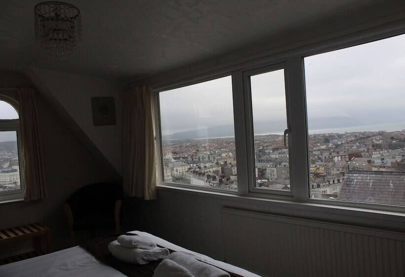 בית מלון כפרי Headlands