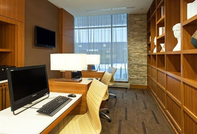 בית מלון כפרי Hyatt Place Bloomington Indiana