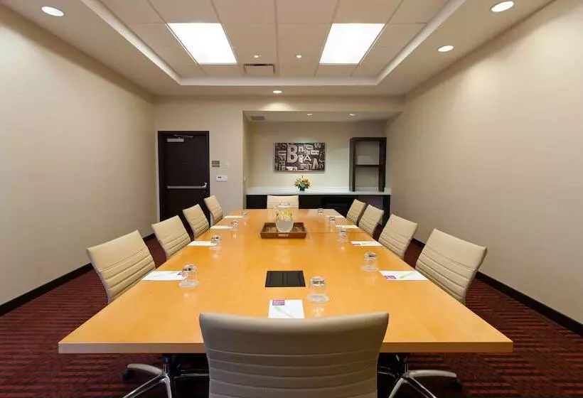 בית מלון כפרי Hyatt Place Bloomington Indiana