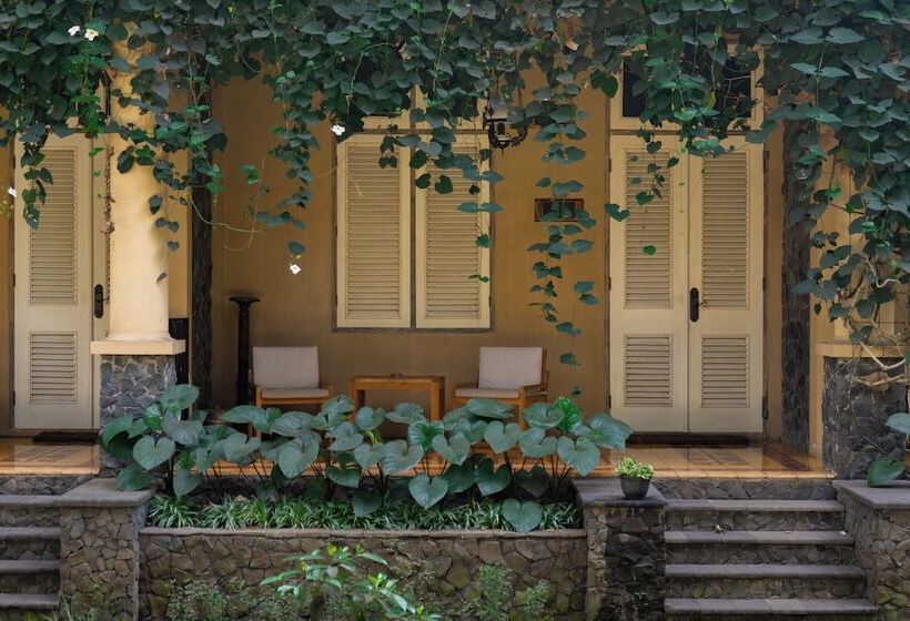 ホテル Kayu Arum Resort