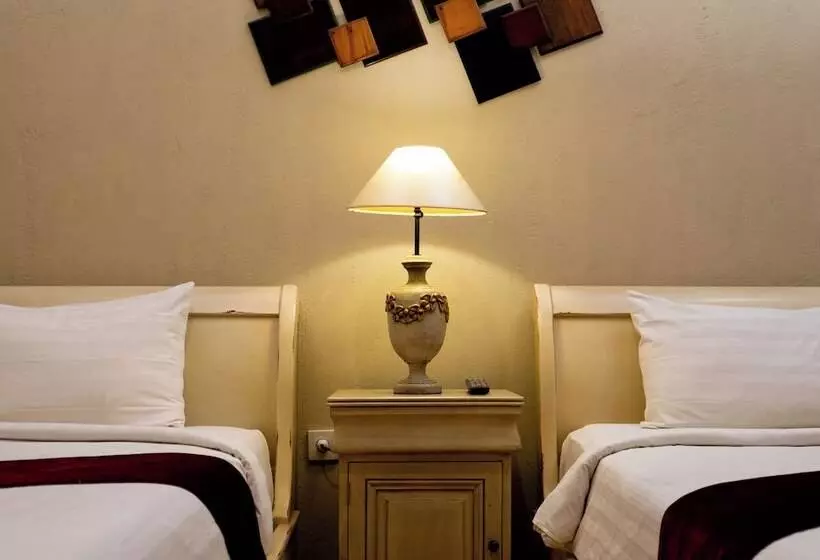 ホテル Kayu Arum Resort