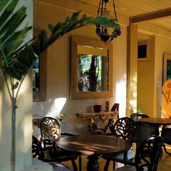 ホテル Kayu Arum Resort