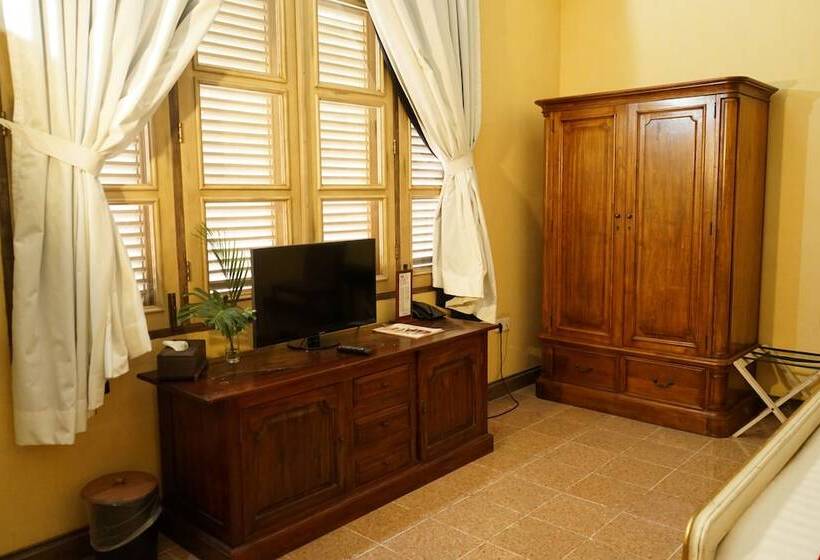 ホテル Kayu Arum Resort