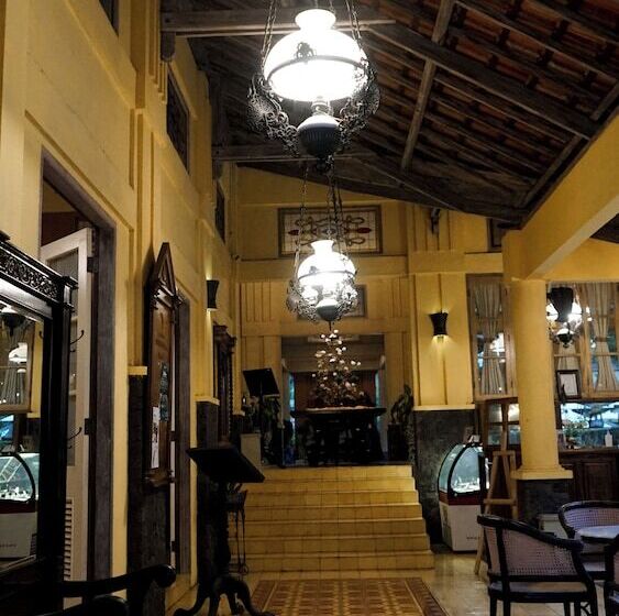 ホテル Kayu Arum Resort