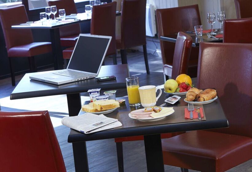 בית מלון כפרי Kyriad Cholet