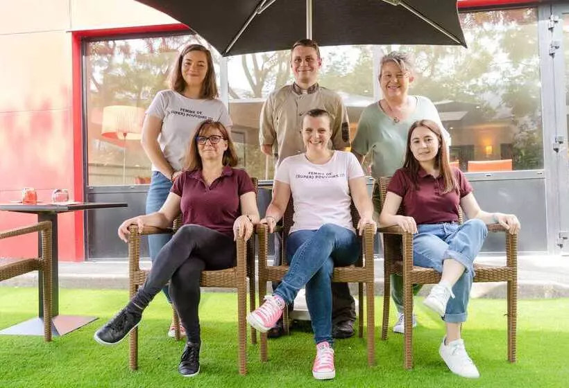 酒店 Kyriad Cholet