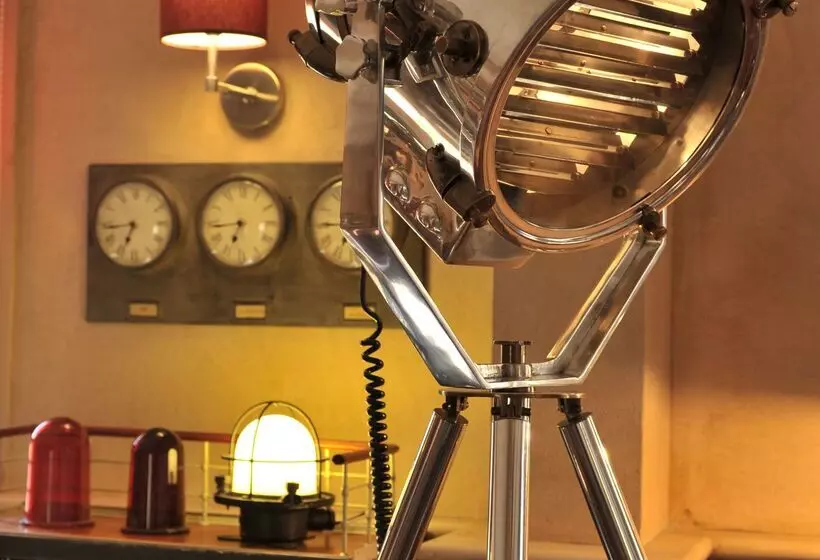 酒店 Kyriad Cholet