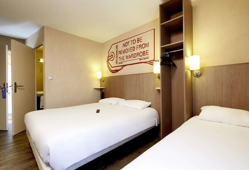 בית מלון כפרי Kyriad Cholet