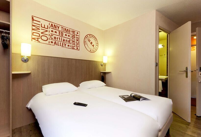 בית מלון כפרי Kyriad Cholet