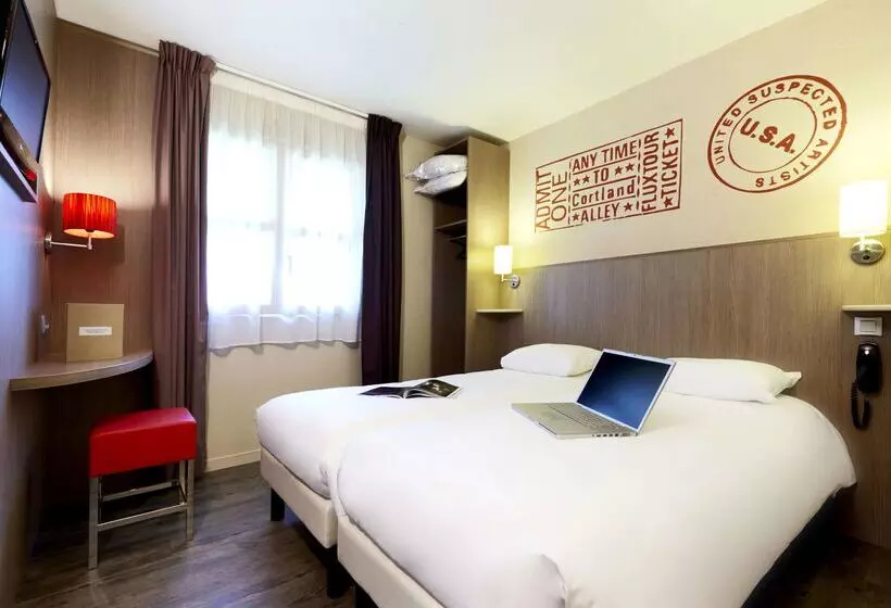 酒店 Kyriad Cholet