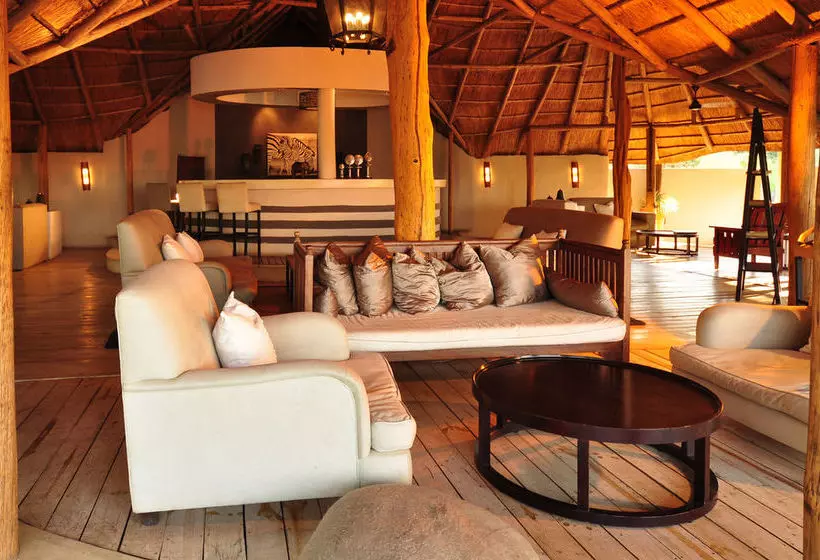 هتل Sanctuary Sussi & Chuma