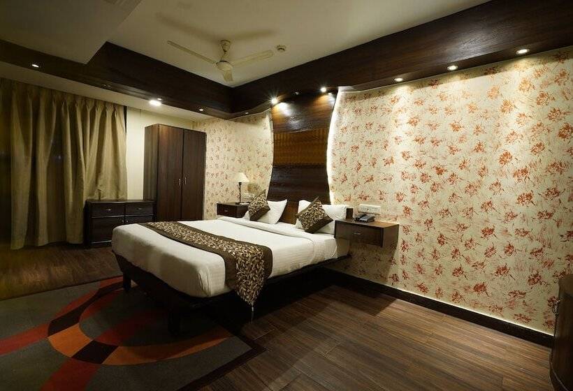 호텔 The Sapphire Comfort