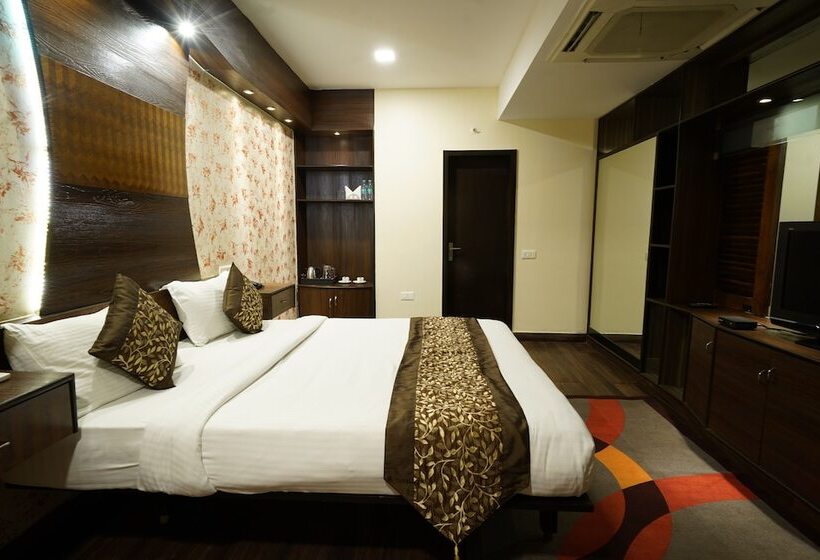 호텔 The Sapphire Comfort