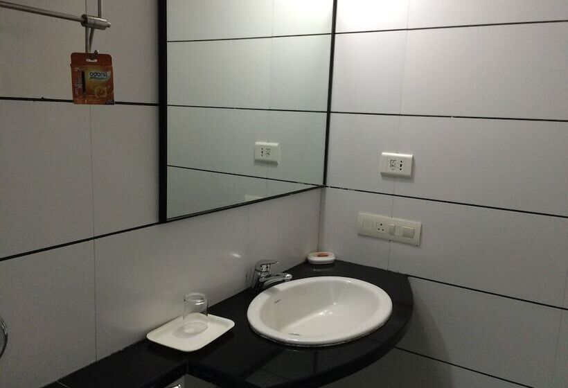 호텔 The Sapphire Comfort