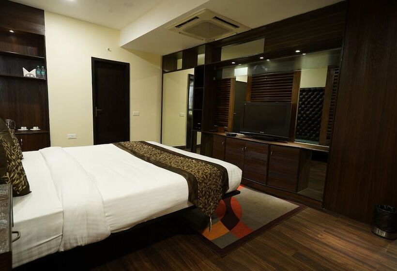 호텔 The Sapphire Comfort