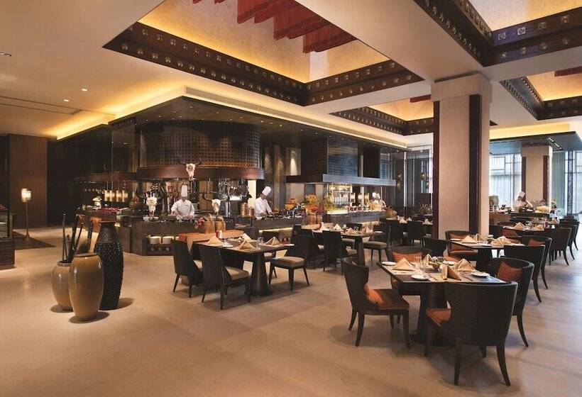 בית מלון כפרי Shangrila Lhasa