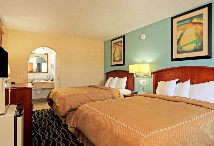 호텔 Country Garden Inn