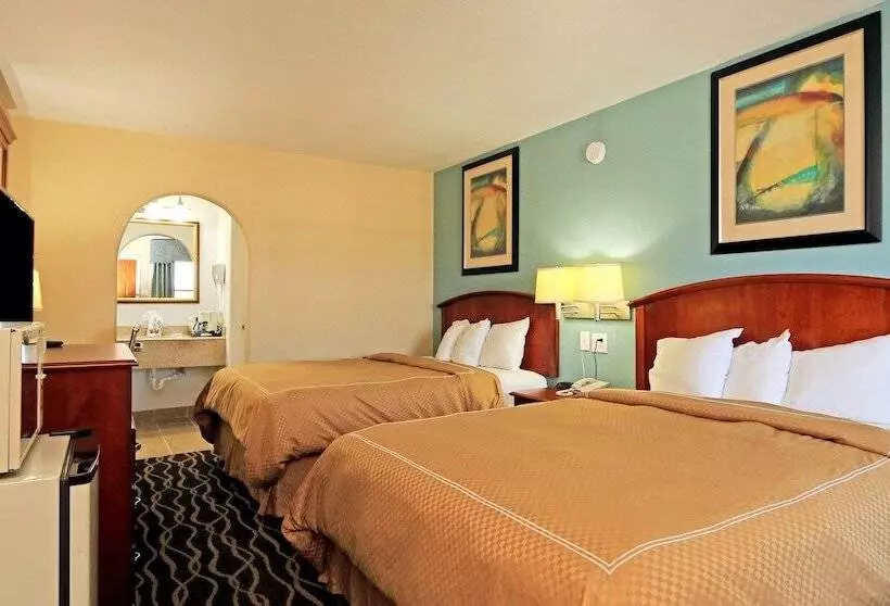 ホテル Country Garden Inn