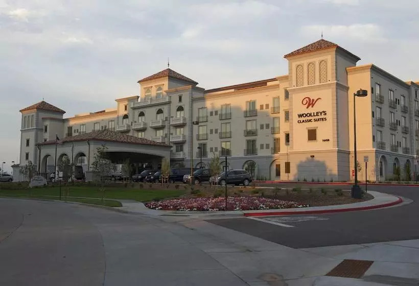 ホテル Woolley's Classic Suites Denver Airport