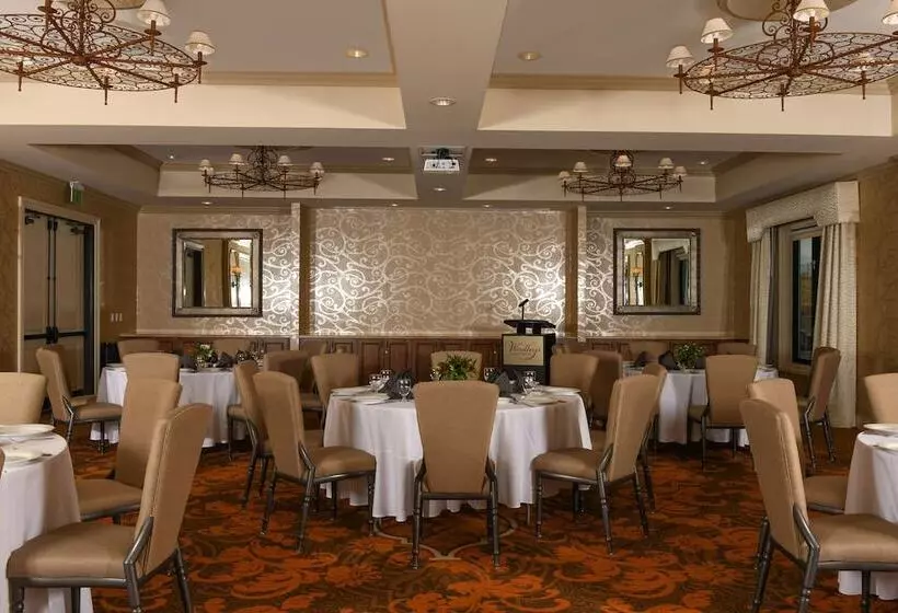 ホテル Woolley's Classic Suites Denver Airport