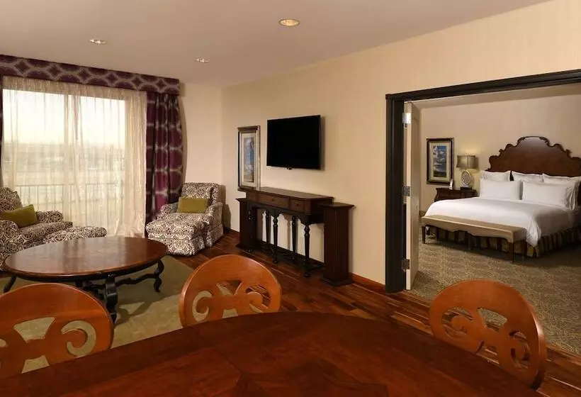 ホテル Woolley's Classic Suites Denver Airport