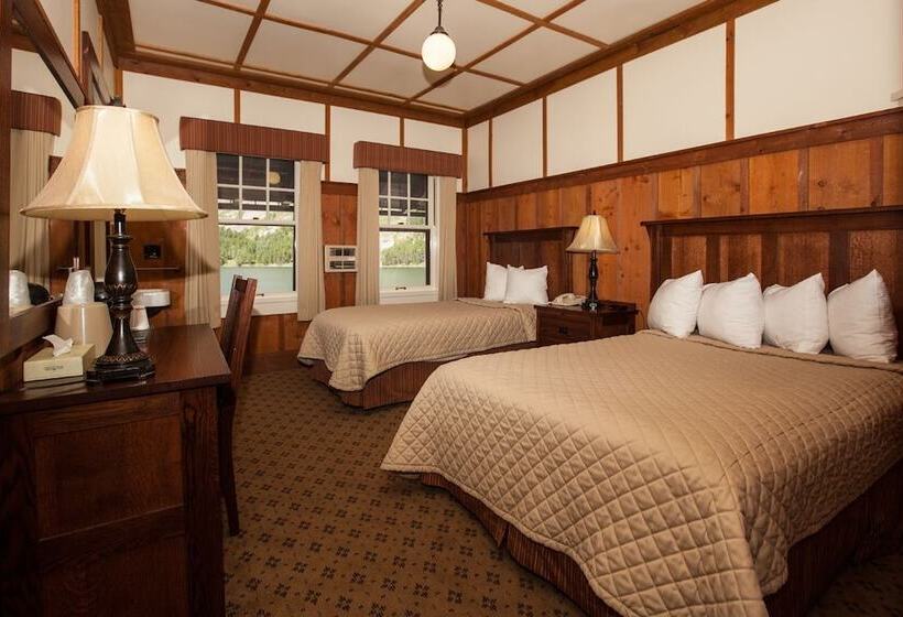 Many Glacier Hotel   Inside The Park
