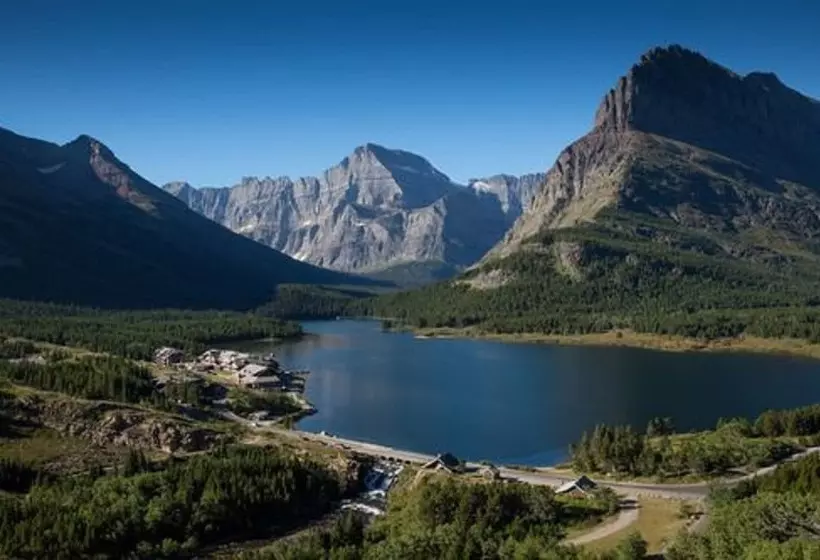 Many Glacier Hotel   Inside The Park
