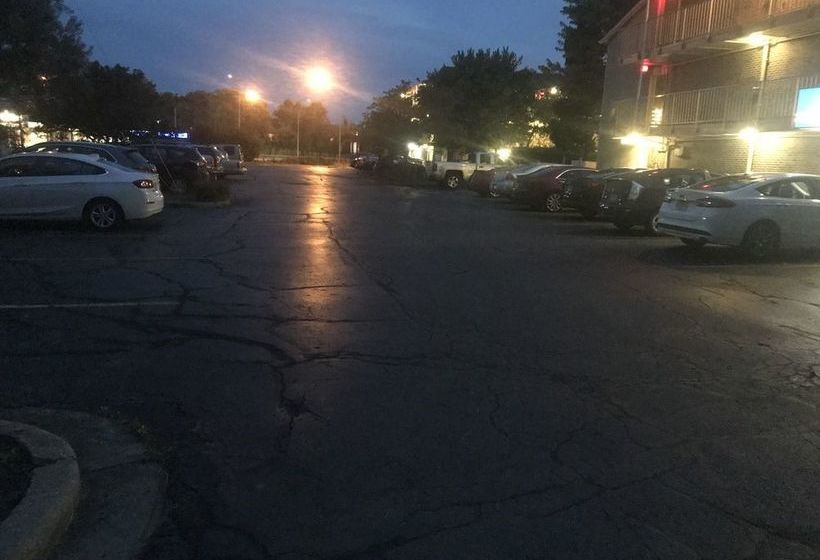 汽车旅馆  Key Inn Macedonia