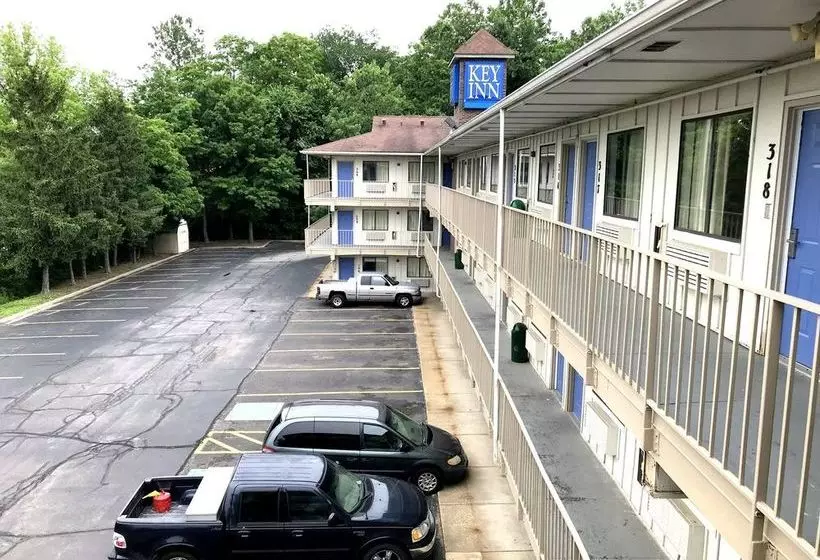 모텔 Key Inn Macedonia