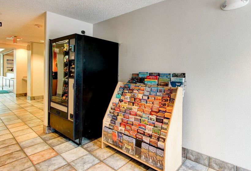 فندق على الطريق Park Inn By Radisson, Aurora