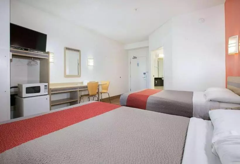 Motel 6brooklyn Center, Mn  Minneapolis