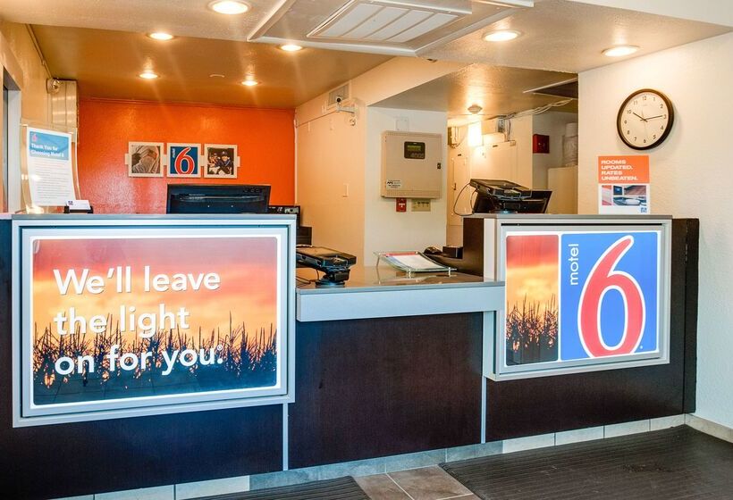 Motel 6lenexa, Ks Kansas City Southwest