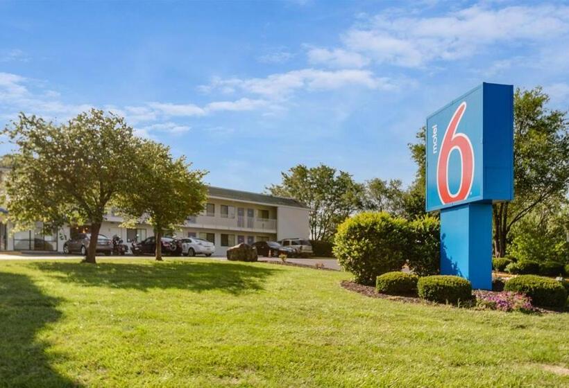 Motel 6lenexa, Ks Kansas City Southwest