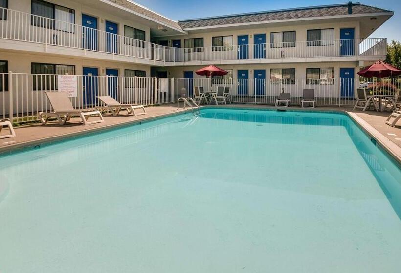 Motel 6lenexa, Ks Kansas City Southwest