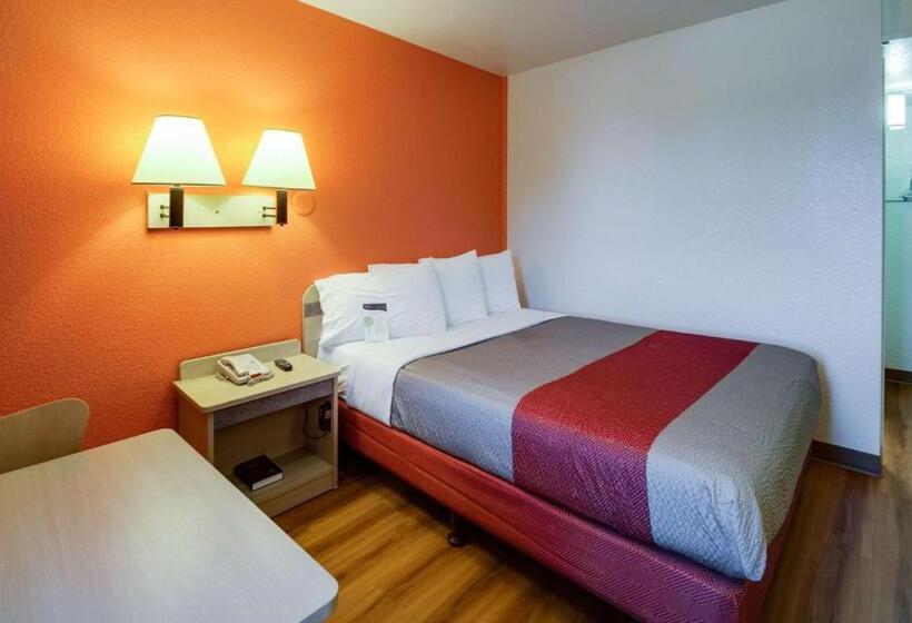 Motel 6lenexa, Ks Kansas City Southwest