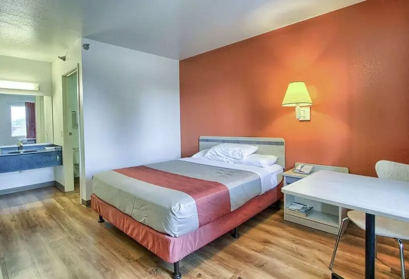 Motel 6new Cumberland, Pa  Harrisburg  Hershey South