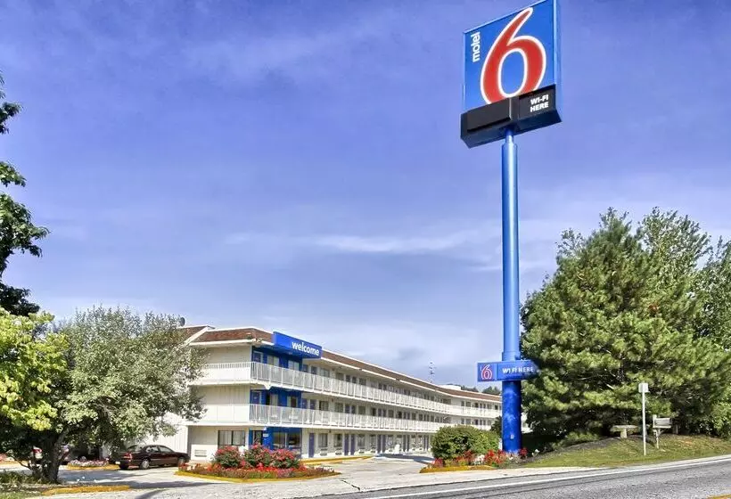 Motel 6new Cumberland, Pa  Harrisburg  Hershey South