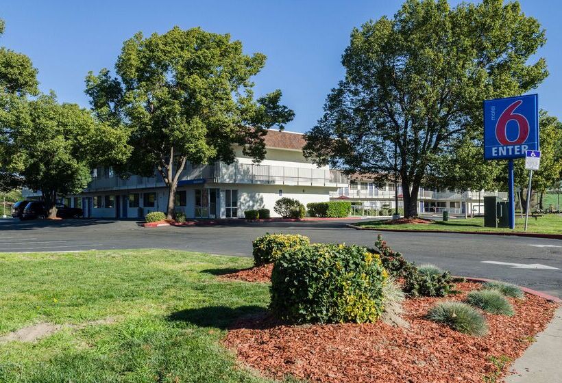 מוטל Park Inn By Radisson, Turlock