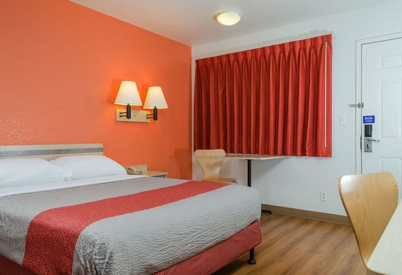 מוטל Park Inn By Radisson, Turlock