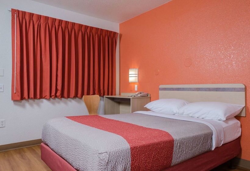 מוטל Park Inn By Radisson, Turlock