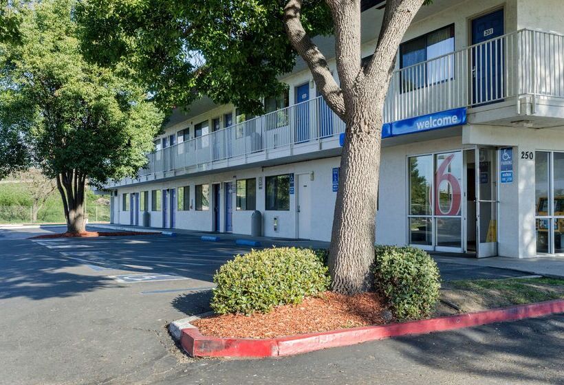 מוטל Park Inn By Radisson, Turlock