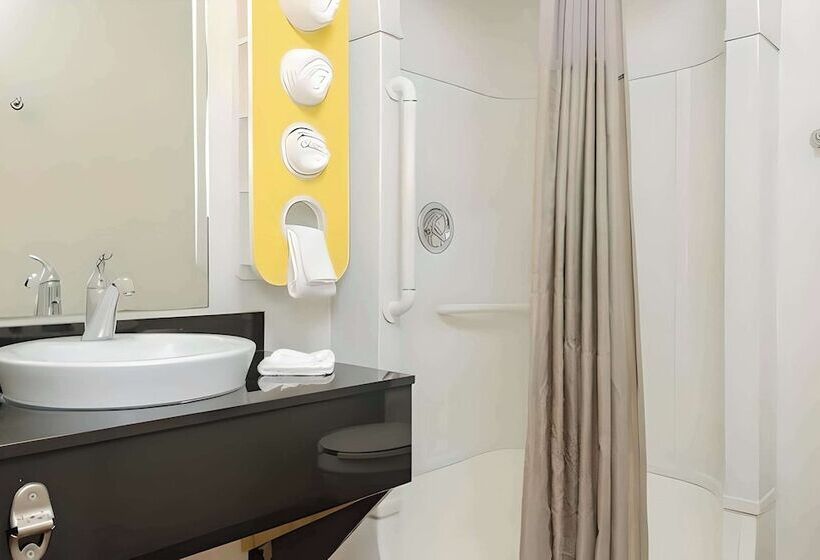 מוטל Park Inn By Radisson, Turlock