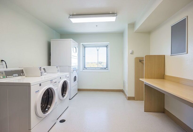 Motel 6whitby, On  Toronto East