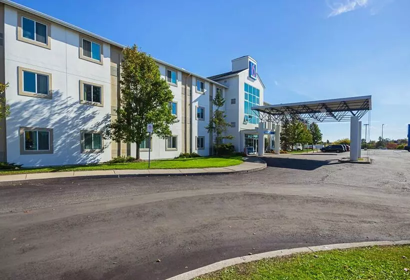 Motel 6whitby, On  Toronto East